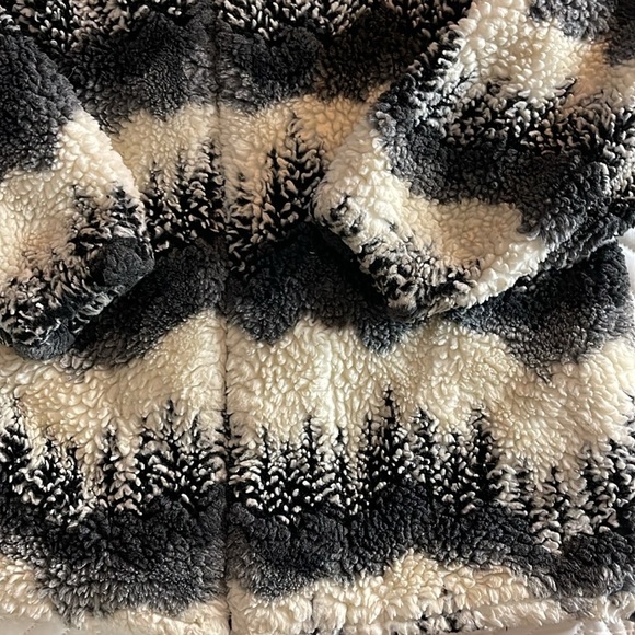 VTG Coastlines for Canada full zip fleece - Picture 2 of 3